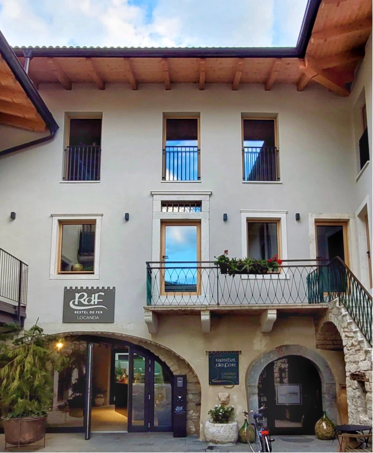 Edificio Claudio Cortella